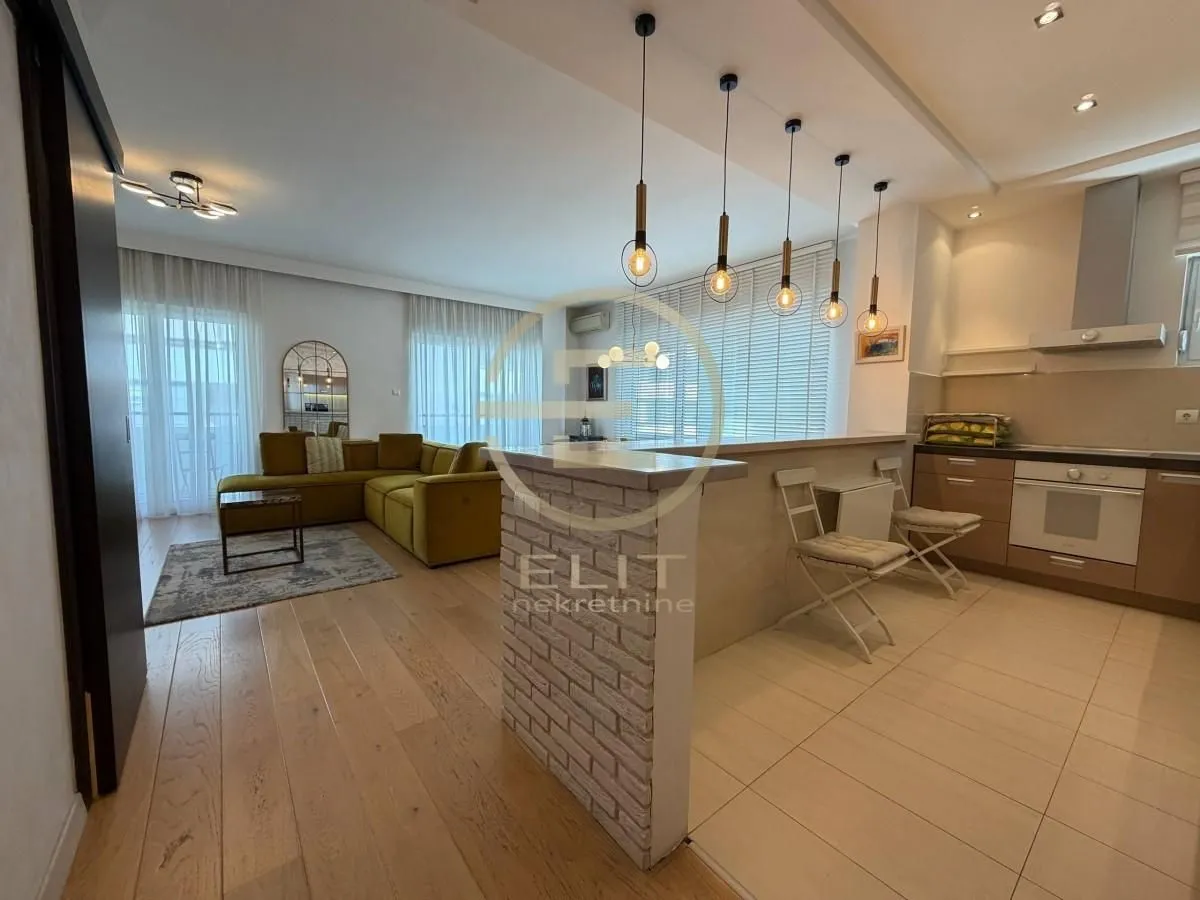 Prodaja, stan, 105m², Liman 3, Novi Sad Sve Podlokacije