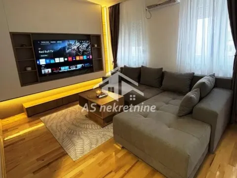 Stan in Uciteljsko Naselje