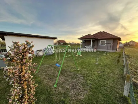 Prodaja, kuća, 110m², Dobanovci, Surčin - image 21