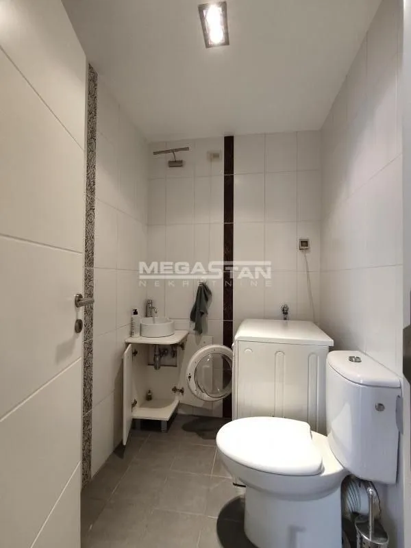 Rent, four bedroom apartment, 112m², Vračar Centar, Vračar Sve Podlokacije