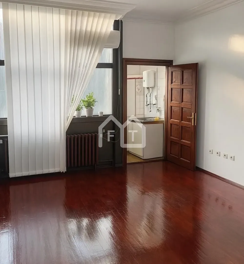 Rent, office space, 106m², Stari Merkator, Novi Beograd Sve Podlokacije