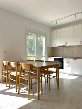 Prodaja, kuća, 250m², Hladna Uvala, Bar - image 3