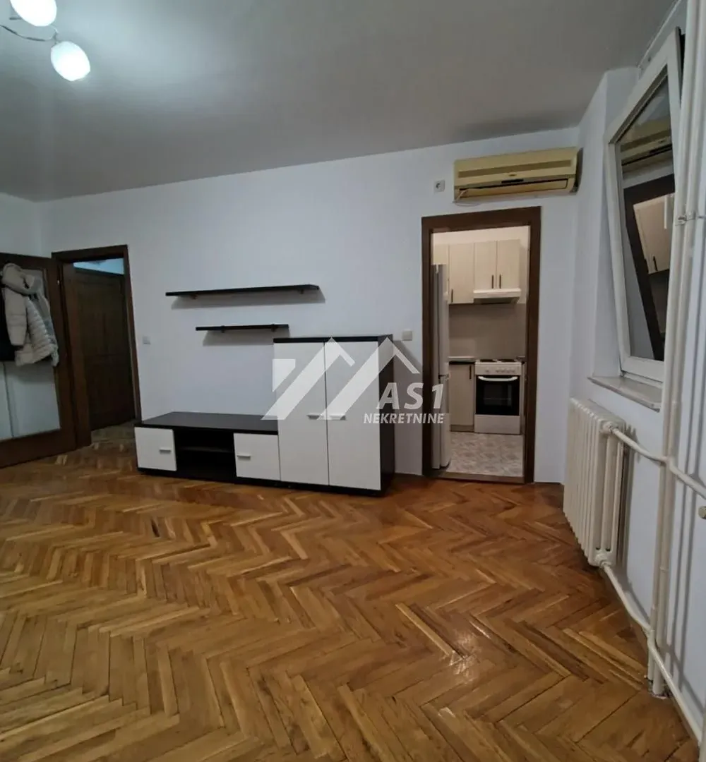 Prodaja, jednosoban stan, 29m², Detelinara, Novi Sad Sve Podlokacije