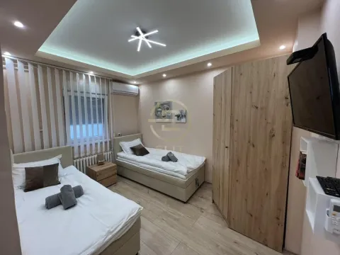 Prodaja, trosoban stan, 61m², Centar, Novi Sad - image 13