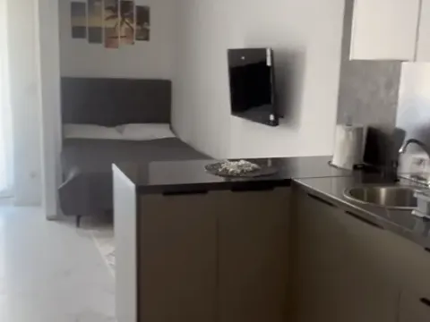 Sale, studio apartment, 32m², Ulcinj, Crna Gora - image 1