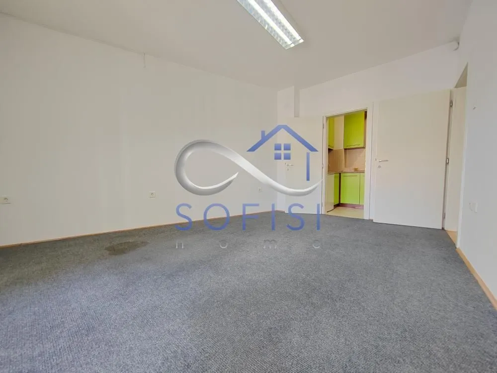 Rent, office space, 61m², Grbavica, Novi Sad Sve Podlokacije