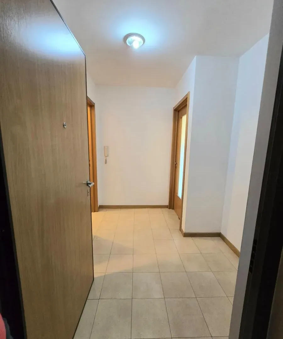 Prodaja, dvosoban stan, 64m², Stari Aerodrom, Podgorica