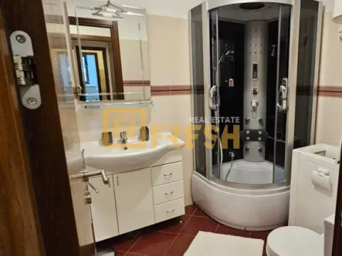 Rent, two bedroom apartment, 72m², Gorica C, Podgorica - image 10