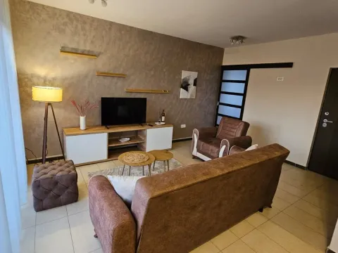 Izdavanje, dvosoban stan, 80m², Ljubović, Podgorica - image 4