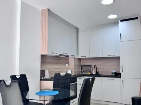 Sale, one bedroom apartment, 45m², Bečići, Budva - image 7