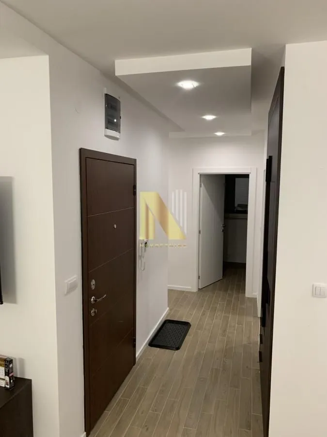 Izdavanje, četvorosoban stan, 77m², Veternička rampa, Novi Sad Sve Podlokacije