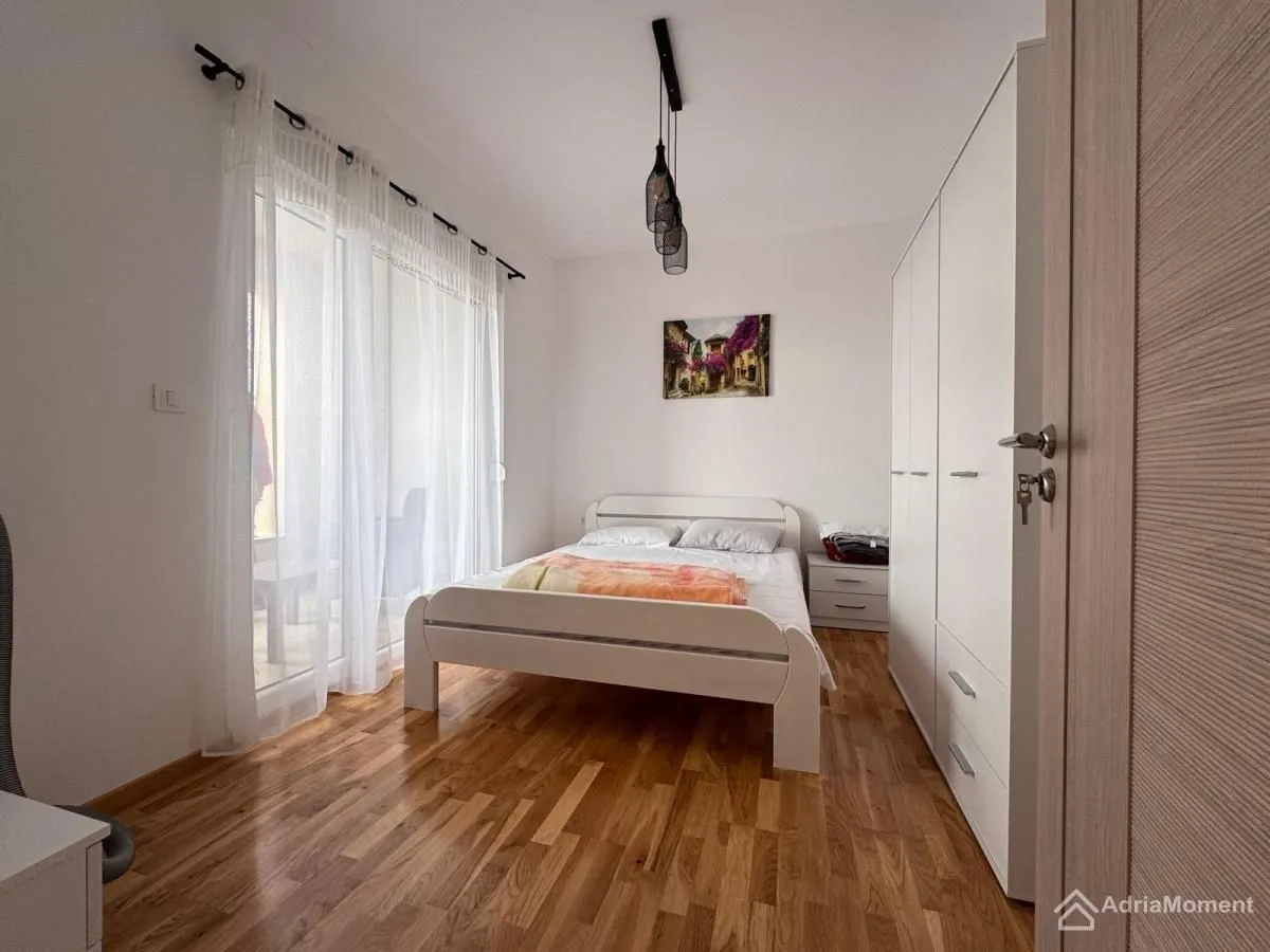 Prodaja, dvosoban stan, 60m², Bečići, Budva