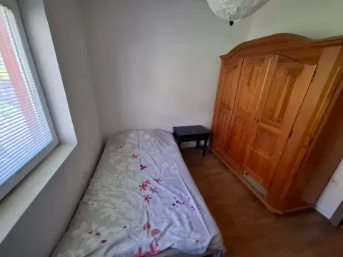 Izdavanje, dvosoban stan, 70m², Dub, Kotor - image 10