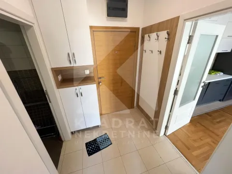 Izdavanje, jednosoban stan, 38m², Cvijetin Brijeg, Podgorica - image 8