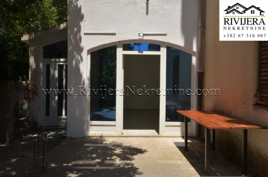 Sale, office space, 40m², Baošići, Herceg Novi
