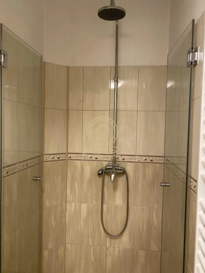 Izdavanje, trosoban stan, 92m², Tašmajdan, Palilula Sve Podlokacije