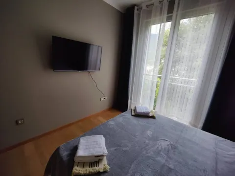 Rent, one bedroom apartment, 55m², Bečići, Budva - image 5