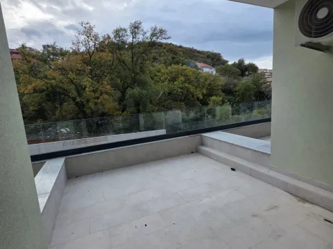 Sale, studio apartment, 33m², Kamenovo, Budva - image 10