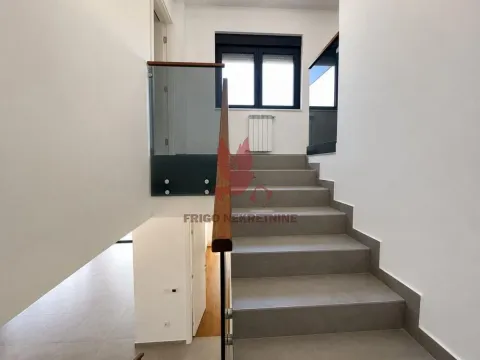 Prodaja, kuća, 228m², Kosmaj, Sopot - image 8