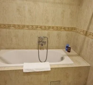 Prodaja, stan, 83m², Kotor, Crna Gora - image 5