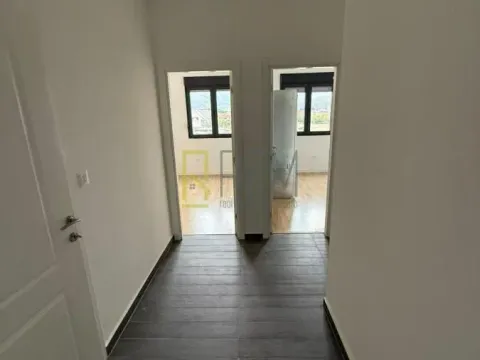 Sale, three bedroom apartment, 90m², Zagorič, Podgorica - image 9