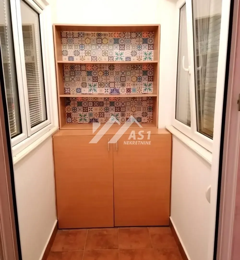 Izdavanje, jednosoban stan, 45m², Centar, Novi Sad