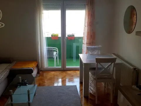 Izdavanje, garsonjera, 27m², Detelinara, Novi Sad Sve Podlokacije - image 6