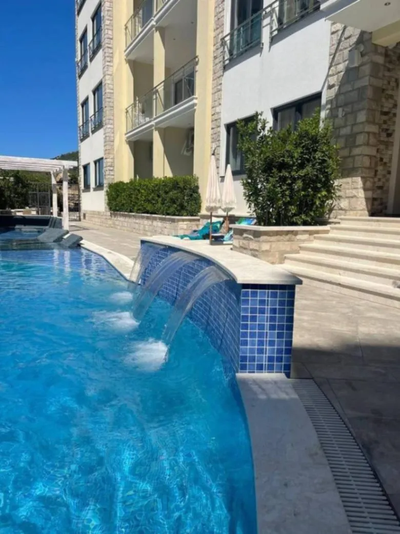 Rent, apartment, 55m², Bečići, Budva