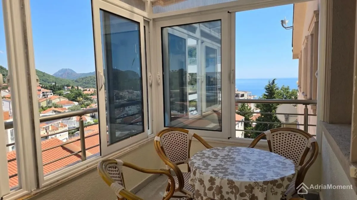 Prodaja, dvosoban stan, 74m², Petrovac, Budva