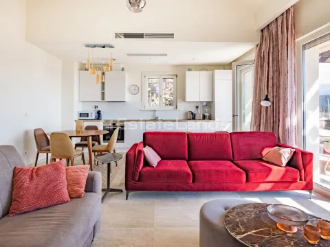 Izdavanje, dvosoban stan, 100m², Luštica Bay, Tivat - image 2