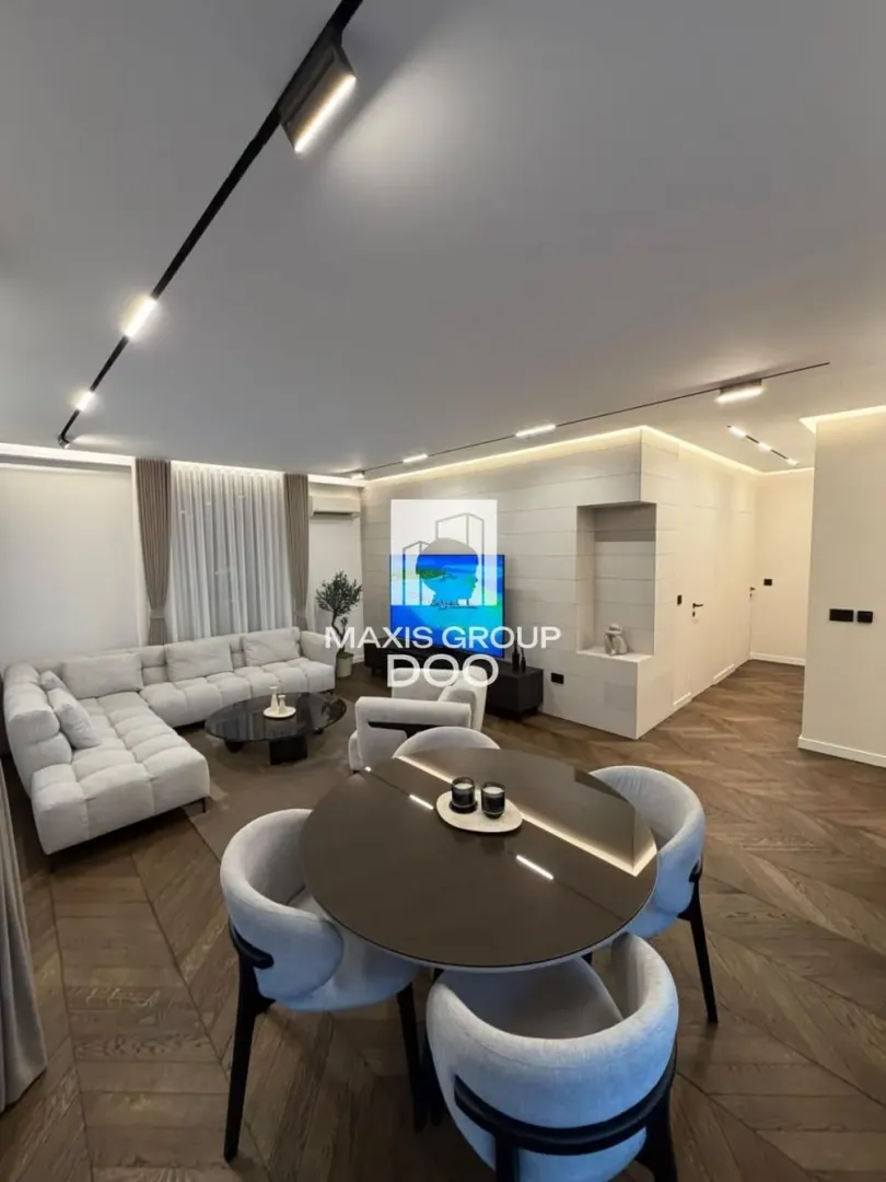 Sale, three bedroom apartment, 82m², Savski Venac, Beograd