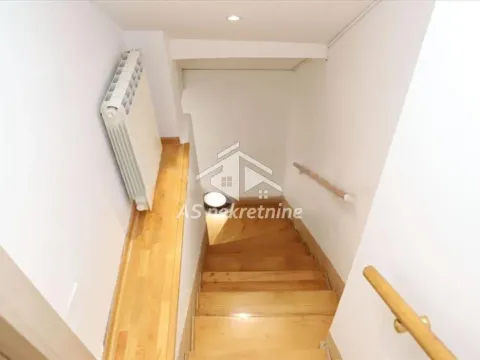 Izdavanje, dvosoban stan, 100m², Stari Grad, Beograd - image 10