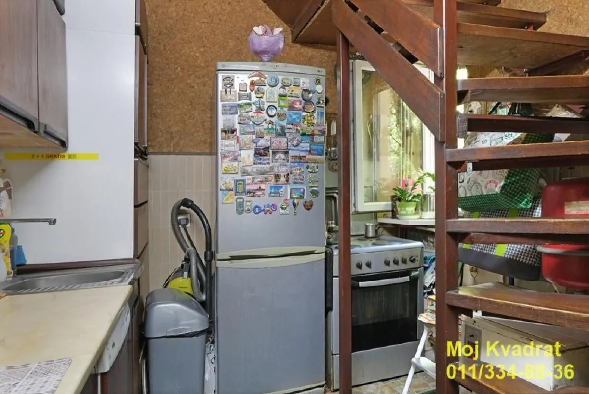 Sale, four bedroom apartment, 98m², Stari Grad, Beograd