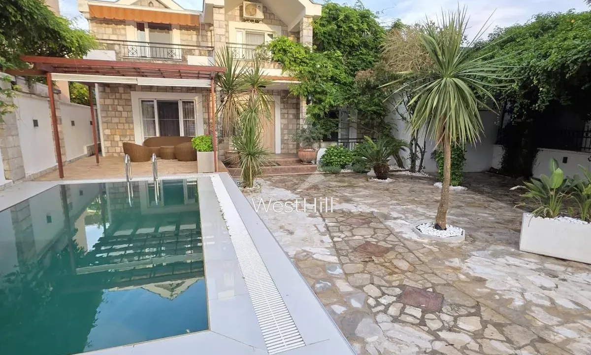 Sale, house, 234m², Tivat, Crna Gora