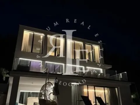 Sale, house, 270m², Sopot, Beograd - image 2