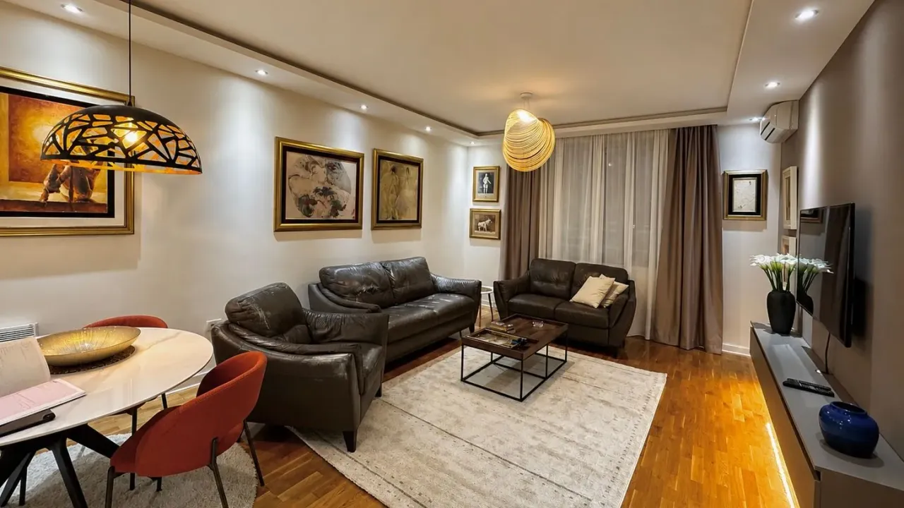 Izdavanje, dvosoban stan, 90m², Preko Morače, Podgorica