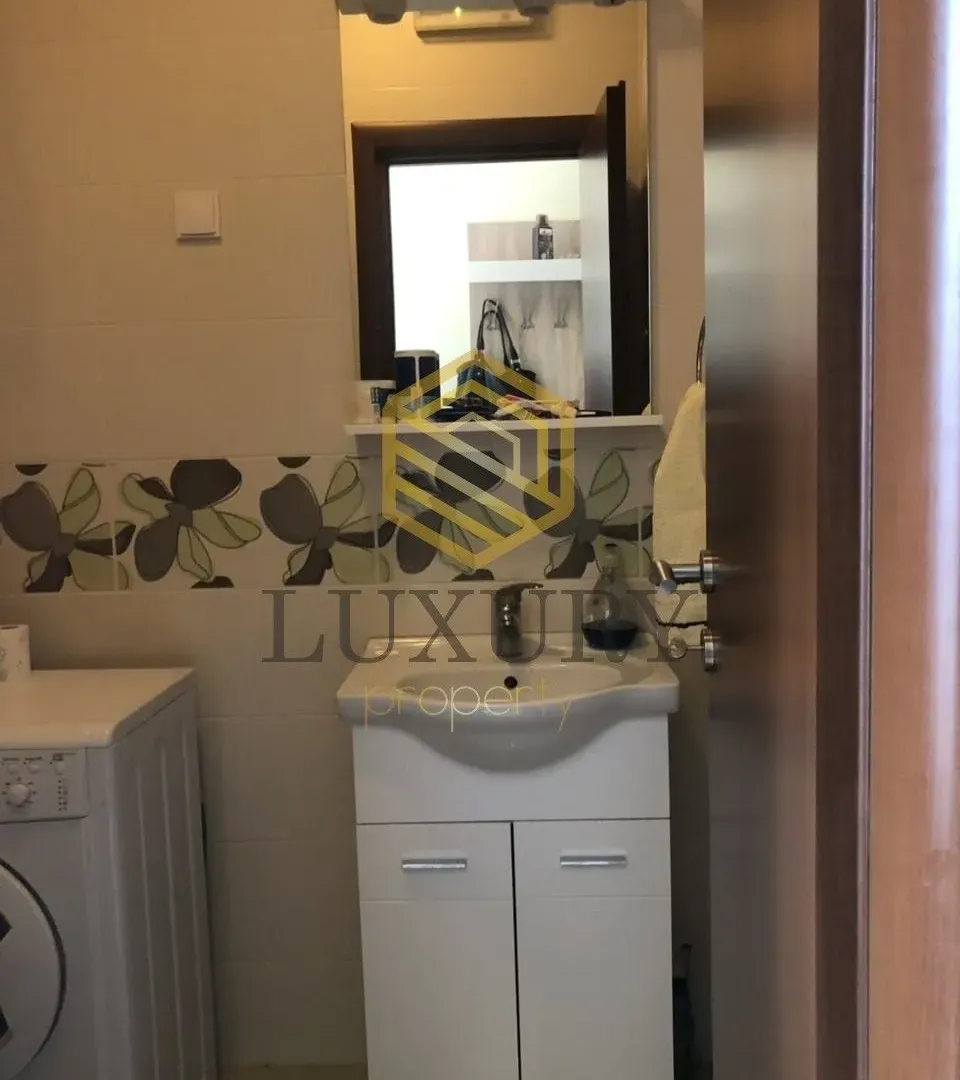 Izdavanje, kuća, 120m², Stari Aerodrom, Podgorica