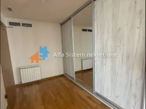 Rent, four bedroom apartment, 130m², Savski Venac, Beograd - image 11