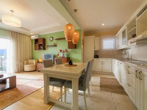 Sale, two bedroom apartment, 90m², Tivat, Crna Gora - image 10