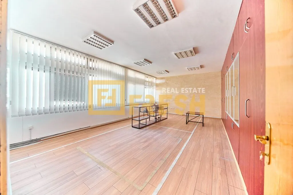 Rent, office space, 228m², Preko Morače, Podgorica