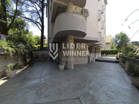 Izdavanje, poslovni prostor, 160m², Autokomanda, Voždovac Sve Podlokacije - image 15