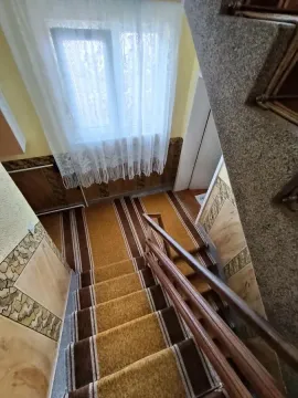 Prodaja, kuća, 190m², Salajka, Novi Sad Sve Podlokacije - image 26