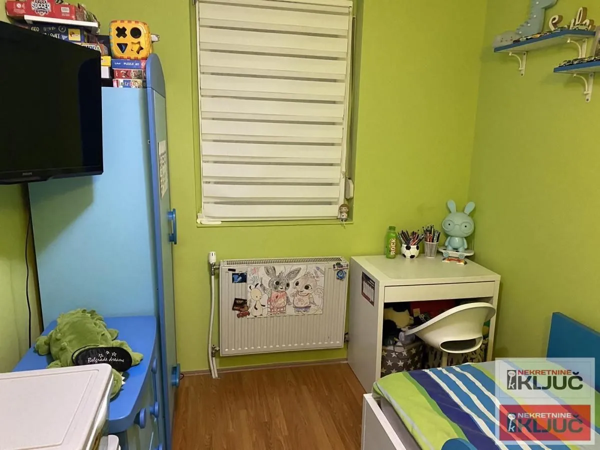 Prodaja, četvorosoban stan, 98m², Bulevar patrijarha Pavla, Novi Sad Sve Podlokacije