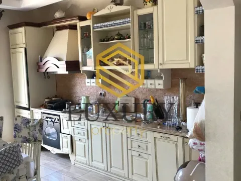 Rent, house, 230m², Bečići, Budva - image 5