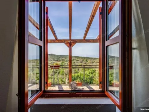 Prodaja, kuća, 220m², Zagora, Kotor - image 23