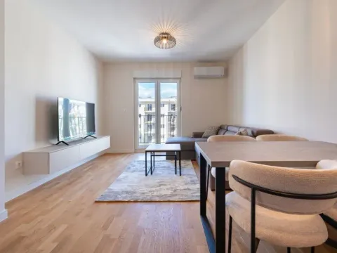 Rent, one bedroom apartment, 42m², Pobrežje, Podgorica - image 4