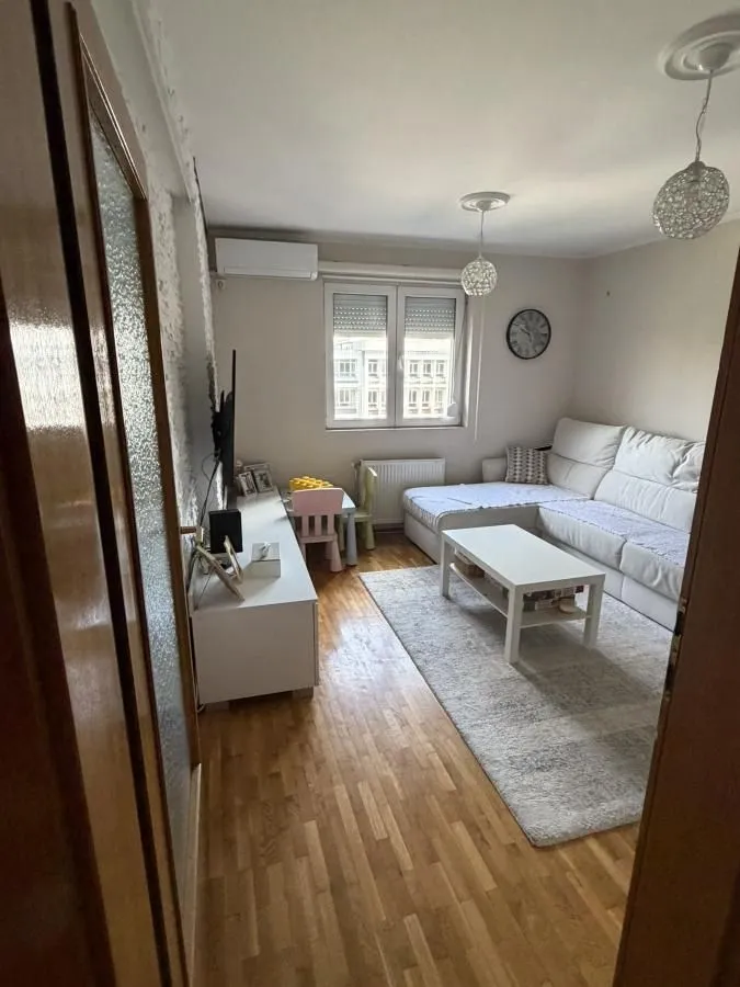 Prodaja, jednosoban stan, 38m², Sajmište, Novi Sad