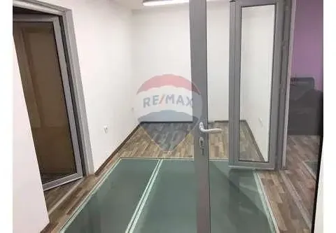 Izdavanje, poslovni prostor, 150m², Kruševac, Podgorica - image 8