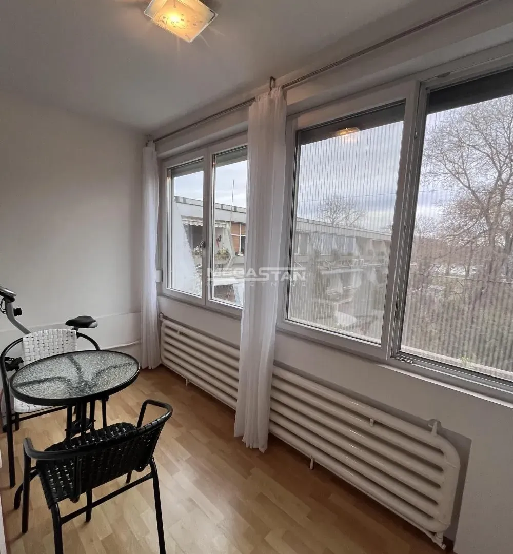 Prodaja, dvosoban stan, 40m², Novi Beograd Sve Podlokacije, Beograd