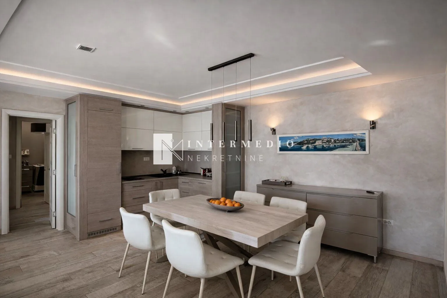 Prodaja, četvorosoban stan, 106m², Centar, Herceg Novi